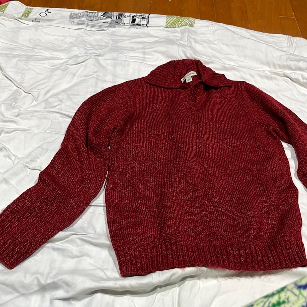 Women’s sweater